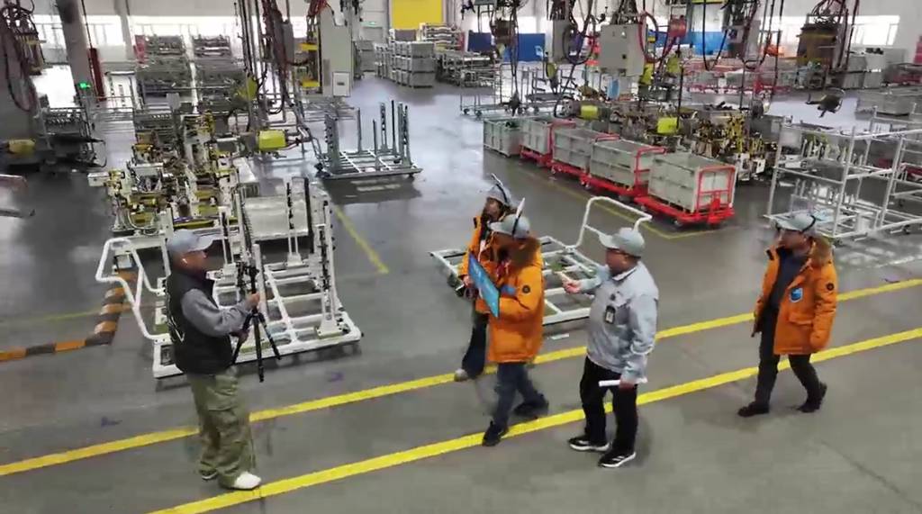 跨黄河、征秦岭,福田欧曼银河以“稳静智省强”续写新丝路传奇 - 第12张 - 提加商用车网 跨黄河、征秦岭,福田欧曼银河以“稳静智省强”续写新丝路传奇 - 第12张