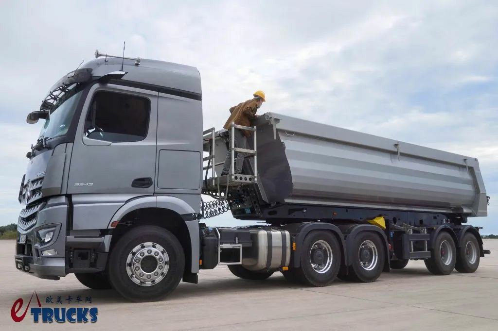 纯电动eArocs 400亮相,Arocs Extent限量版车型抢眼,bauma 2025奔驰展品抢先看 - 第1张 - 提加商用车网 纯电动eArocs 400亮相,Arocs Extent限量版车型抢眼,bauma 2025奔驰展品抢先看 - 第1张
