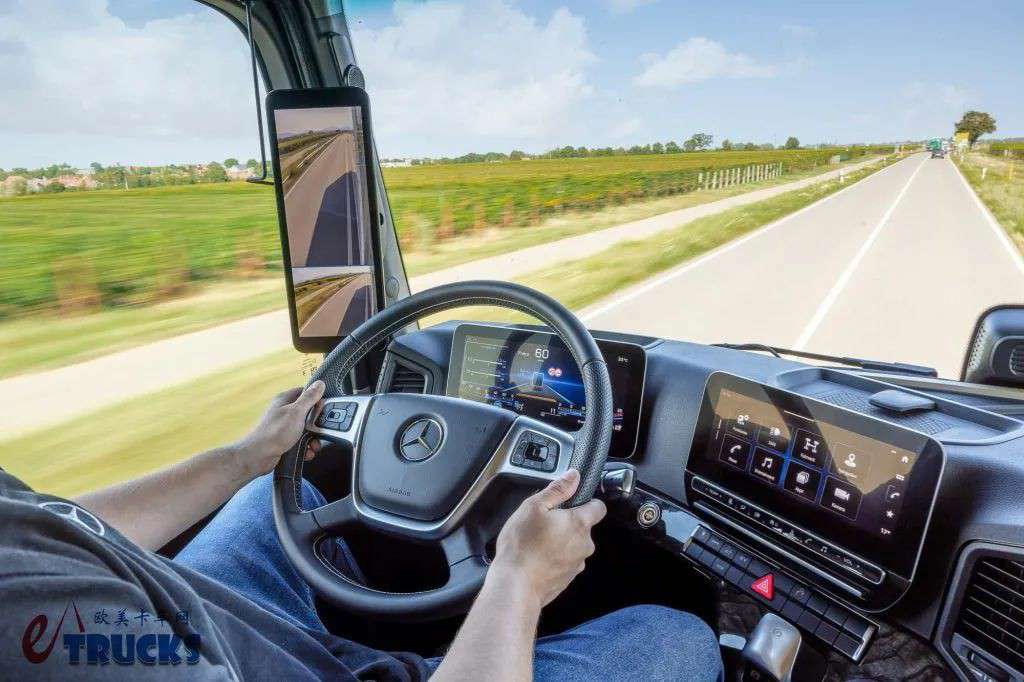 纯电动eArocs 400亮相,Arocs Extent限量版车型抢眼,bauma 2025奔驰展品抢先看 - 第14张 - 提加商用车网 纯电动eArocs 400亮相,Arocs Extent限量版车型抢眼,bauma 2025奔驰展品抢先看 - 第14张