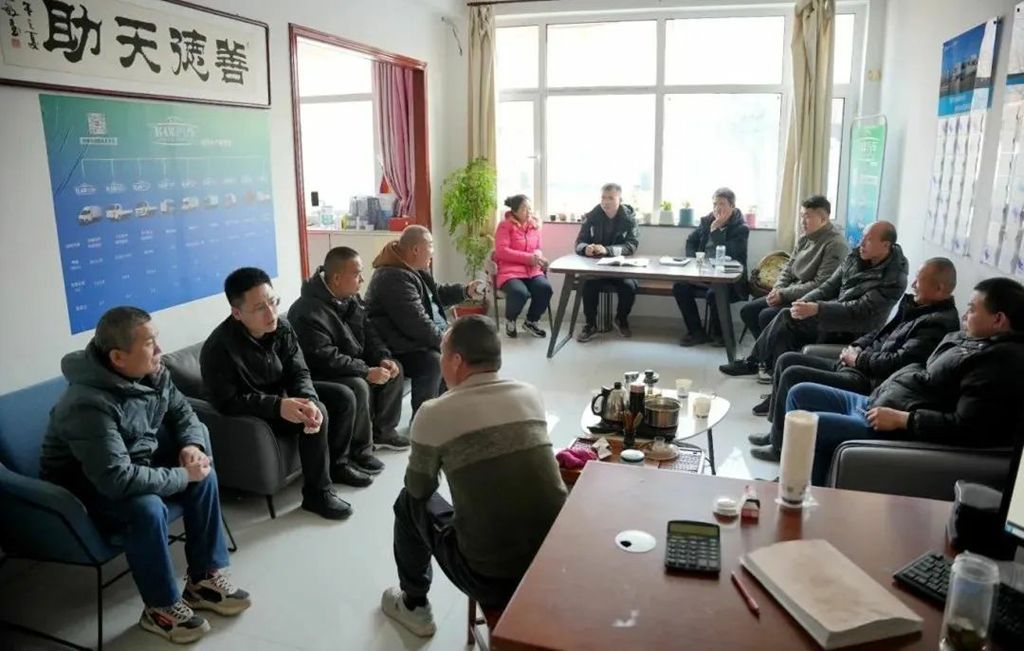 飞碟漫天飞财运满满 · 车友会:以车会友,驭见不凡 - 第1张 - 提加商用车网 飞碟漫天飞财运满满 · 车友会:以车会友,驭见不凡 - 第1张