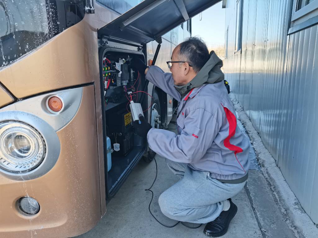 2025年春运圆满收官!苏州金龙用“无忧服务”赢得赞誉 - 第1张 - 提加商用车网 2025年春运圆满收官!苏州金龙用“无忧服务”赢得赞誉 - 第1张