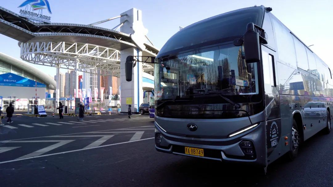 破“冰”前行！苏州金龙-20℃极寒保障亚冬会交通通勤 - 第3张