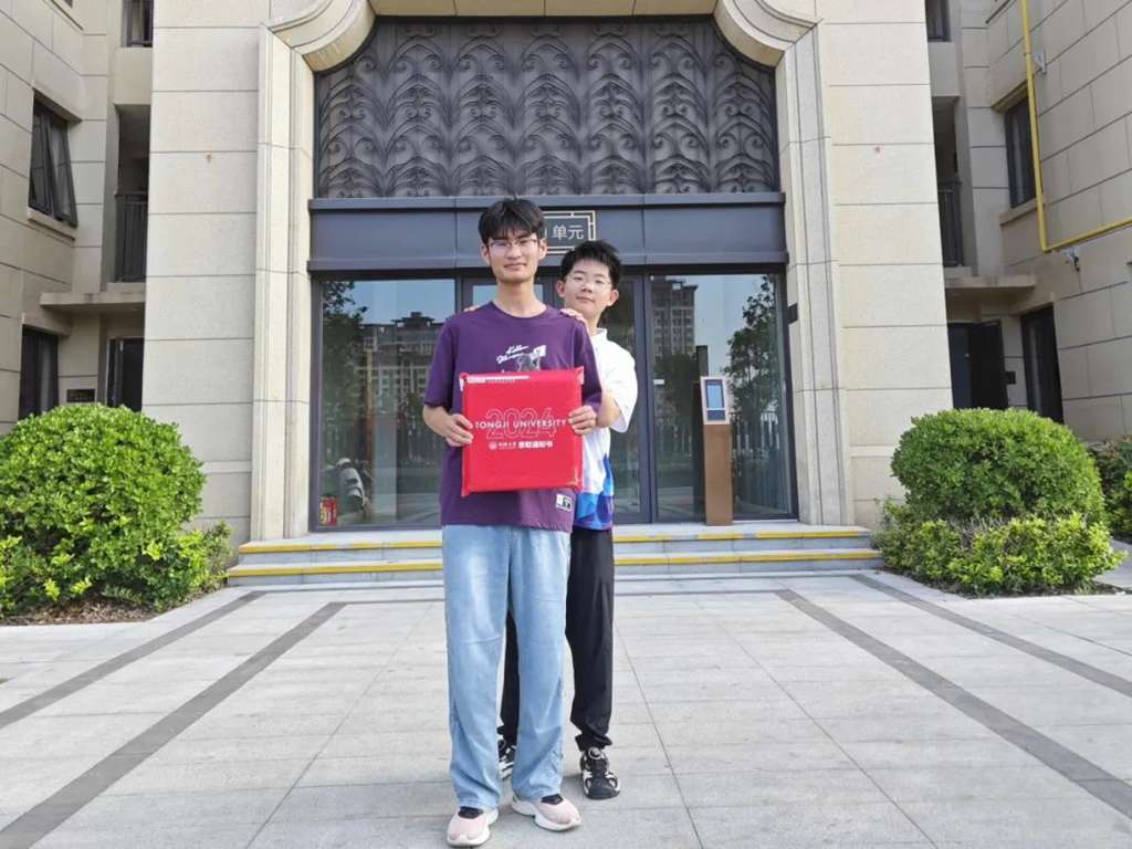 解放爱领航 | 录取通知书背后的万里征程 - 第3张 - 提加商用车网 解放爱领航 | 录取通知书背后的万里征程 - 第3张