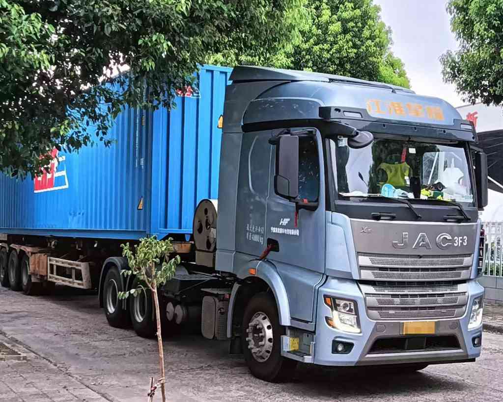 500马力拿捏山路,每公里多挣1元,为何星耀X5是吕师傅的财富经? - 第3张 - 提加商用车网 500马力拿捏山路,每公里多挣1元,为何星耀X5是吕师傅的财富经? - 第3张