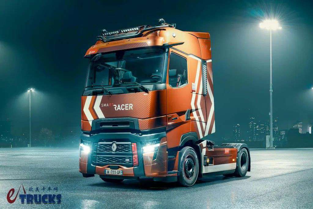 油耗降低14%!法式情调结合顶尖科技,雷诺卡车最强战力:T-High Smart Racer特别版车型实拍 - 第3张 - 提加商用车网 油耗降低14%!法式情调结合顶尖科技,雷诺卡车最强战力:T-High Smart Racer特别版车型实拍 - 第3张
