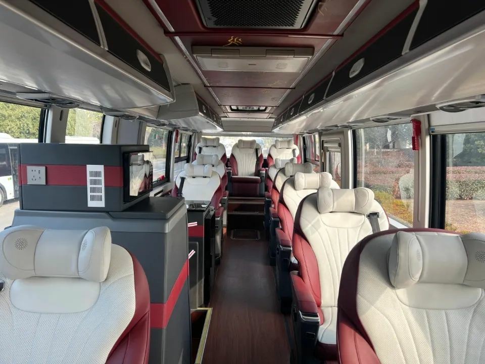 媒体视角:三年磨一剑!苏州金龙用“黑科技”打造“公路复兴号” - 第5张 - 提加商用车网 媒体视角:三年磨一剑!苏州金龙用“黑科技”打造“公路复兴号” - 第5张