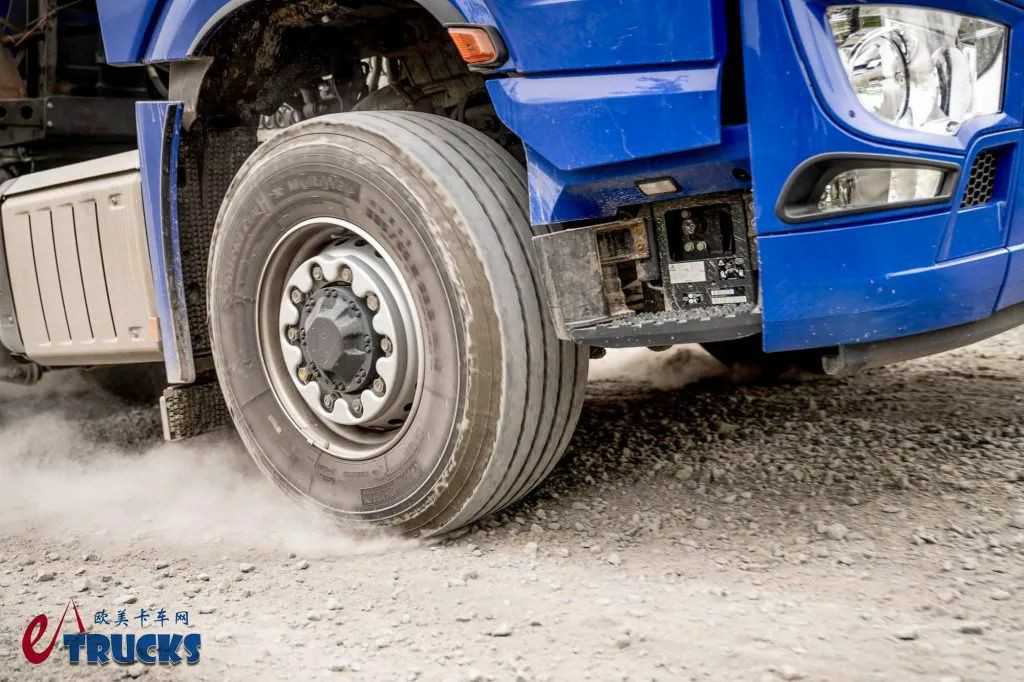 纯电动eArocs 400亮相,Arocs Extent限量版车型抢眼,bauma 2025奔驰展品抢先看 - 第7张 - 提加商用车网 纯电动eArocs 400亮相,Arocs Extent限量版车型抢眼,bauma 2025奔驰展品抢先看 - 第7张