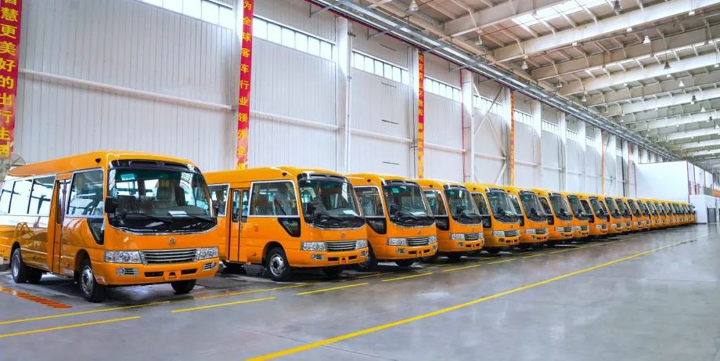 新春开门红!100辆金旅考斯特校车即将“组团”奔赴阿曼! - 第1张 - 提加商用车网 新春开门红!100辆金旅考斯特校车即将“组团”奔赴阿曼! - 第1张