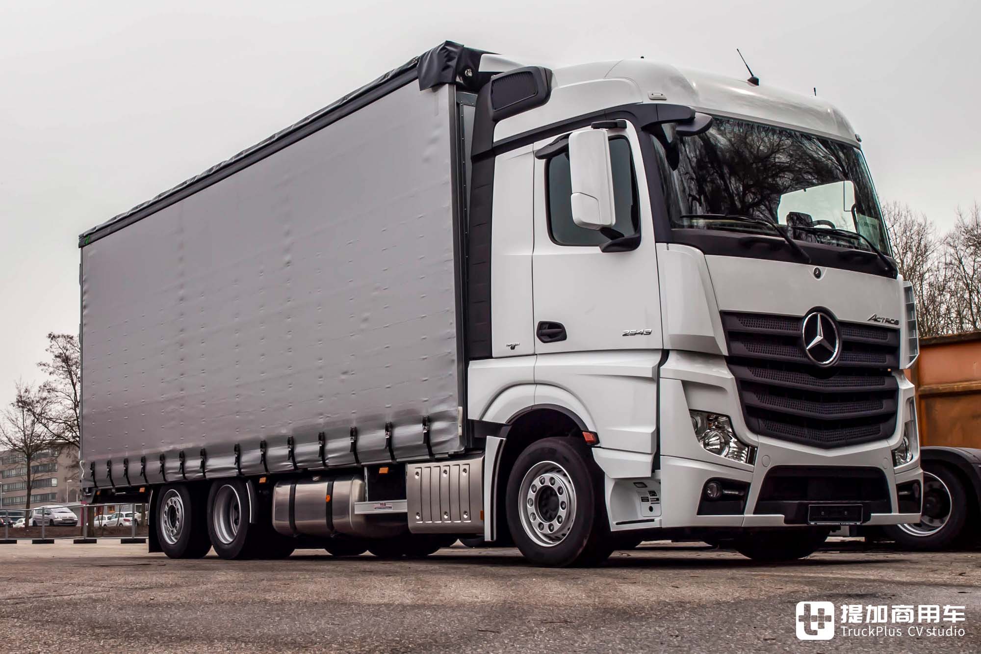 十年时光有何变革?第四代Actros、Arocs成主流,回顾十年前的奔驰卡车沃尔特工厂 - 第7张 - 提加商用车网 十年时光有何变革?第四代Actros、Arocs成主流,回顾十年前的奔驰卡车沃尔特工厂 - 第7张