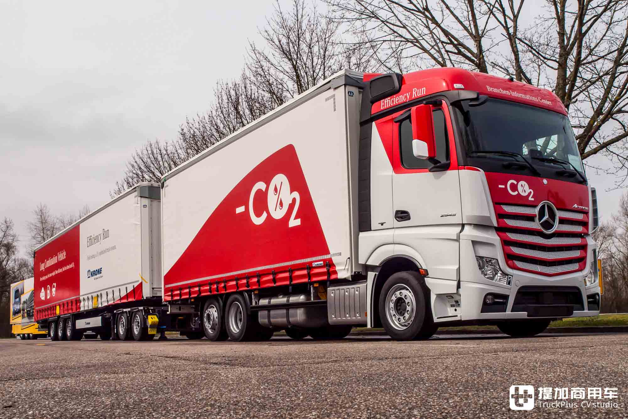 十年时光有何变革?第四代Actros、Arocs成主流,回顾十年前的奔驰卡车沃尔特工厂 - 第8张 - 提加商用车网 十年时光有何变革?第四代Actros、Arocs成主流,回顾十年前的奔驰卡车沃尔特工厂 - 第8张