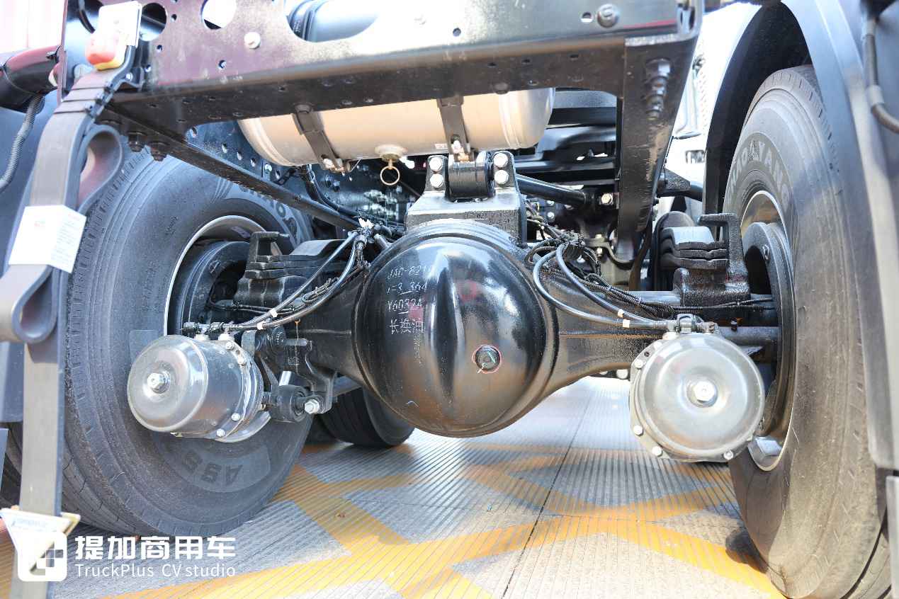 带电动调节气囊座椅,一体化动力链,这辆江淮格尔发K7燃气车配置不一般 - 第22张 - 提加商用车网 带电动调节气囊座椅,一体化动力链,这辆江淮格尔发K7燃气车配置不一般 - 第22张