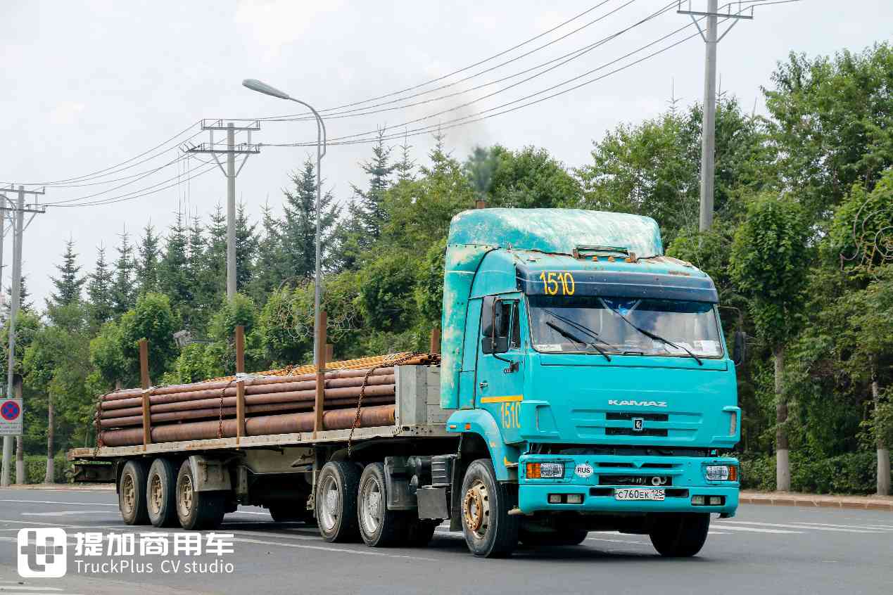 真羡慕俄罗斯卡车市场的包容性,30年车龄的卡车还能跑在路上,绥芬河口岸实拍俄罗斯卡车(五) - 第22张 - 提加商用车网 真羡慕俄罗斯卡车市场的包容性,30年车龄的卡车还能跑在路上,绥芬河口岸实拍俄罗斯卡车(五) - 第22张