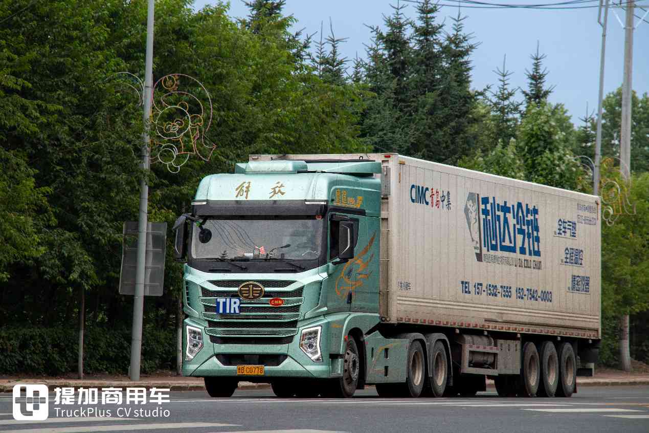 真羡慕俄罗斯卡车市场的包容性,30年车龄的卡车还能跑在路上,绥芬河口岸实拍俄罗斯卡车(五) - 第24张 - 提加商用车网 真羡慕俄罗斯卡车市场的包容性,30年车龄的卡车还能跑在路上,绥芬河口岸实拍俄罗斯卡车(五) - 第24张