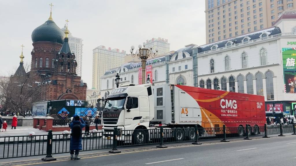 中国红 重汽红 | 亚冬会转播车:以科技实力 定格赛场高光时刻 - 第1张 - 提加商用车网 中国红 重汽红 | 亚冬会转播车:以科技实力 定格赛场高光时刻 - 第1张