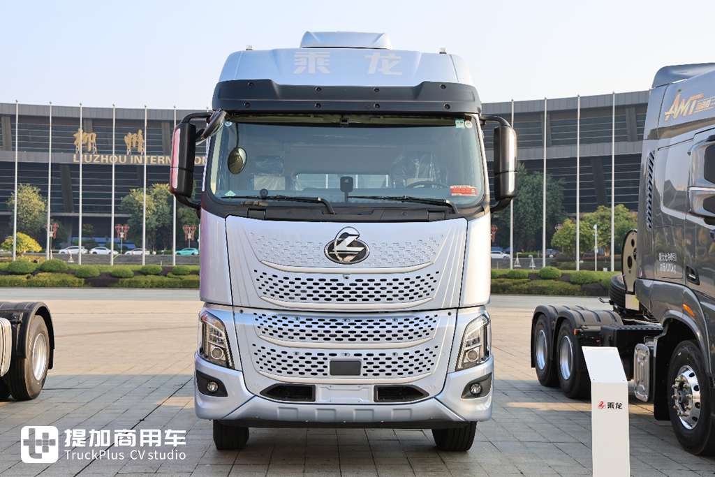乘龙推出全新H7 Pro高端重卡，搭载康明斯15升燃气机和气囊悬挂，这配置可太高了 - 第11张