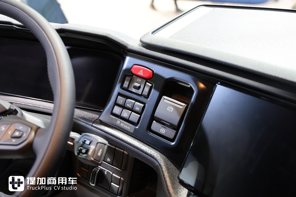 斯堪尼亚也有奶瓶车,还是SUPER动力链,带你看看世界最强燃气车啥配置! - 第19张 - 提加商用车网 斯堪尼亚也有奶瓶车,还是SUPER动力链,带你看看世界最强燃气车啥配置! - 第19张