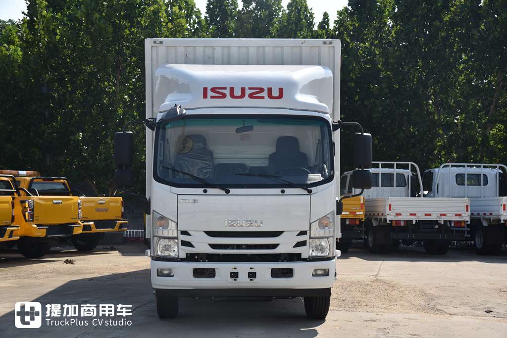 它是国内大轻卡的实力担当,最新款庆铃五十铃700P实拍评测 - 第2张 - 提加商用车网 它是国内大轻卡的实力担当,最新款庆铃五十铃700P实拍评测 - 第2张