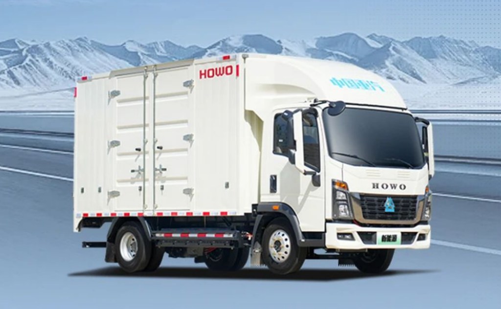 中国重汽HOWO新能源轻卡：科技实力，与生俱来！ - 第2张