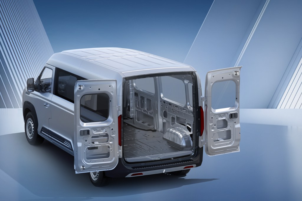 中国重汽轻型汽车即将首秀北京国际房车展,实力新车抢鲜品鉴 - 第2张 - 提加商用车网 中国重汽轻型汽车即将首秀北京国际房车展,实力新车抢鲜品鉴 - 第2张