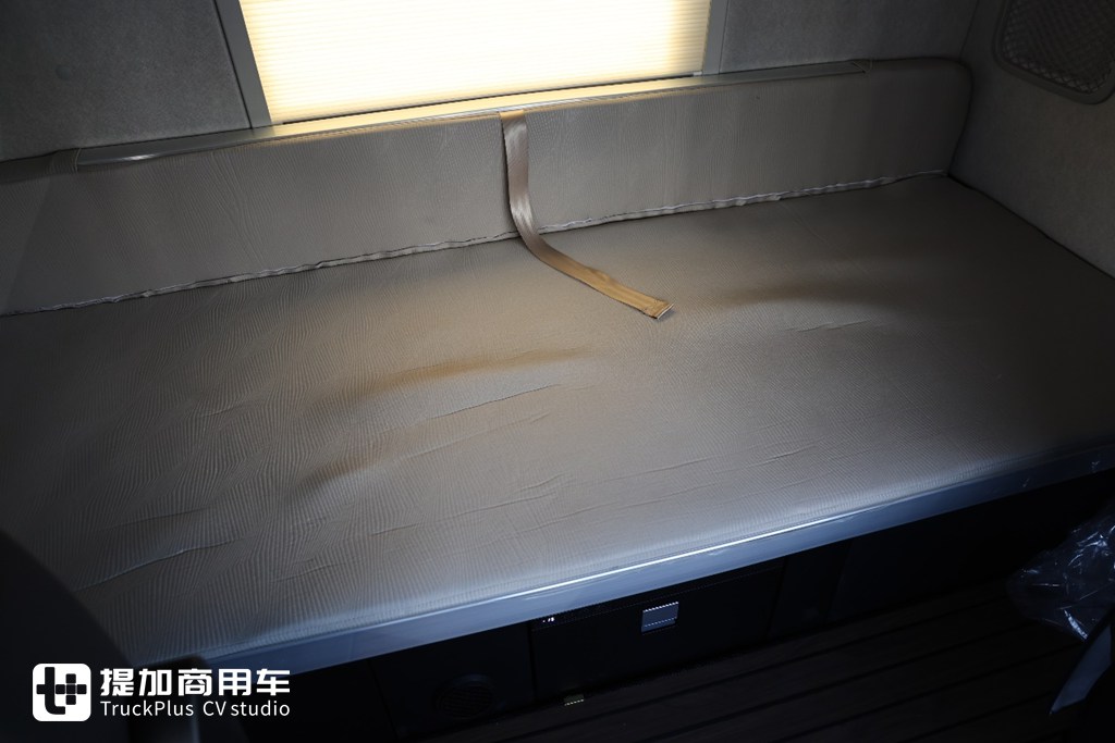 这是全新一代解放JH6牵引车,从里到外全面大提升,注定又是爆款车型? - 第23张 - 提加商用车网 这是全新一代解放JH6牵引车,从里到外全面大提升,注定又是爆款车型? - 第23张
