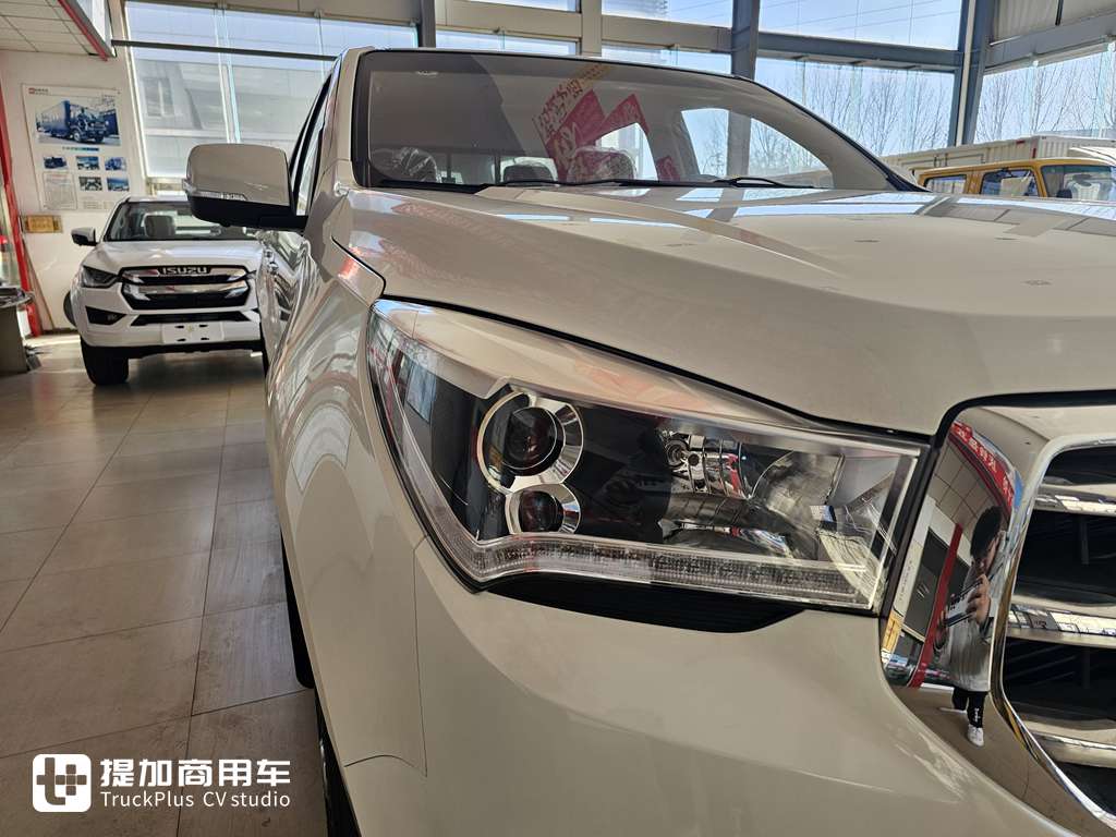 实用与品质兼具的全能座驾,实拍带你探秘庆铃达咖皮卡 - 第3张 - 提加商用车网 实用与品质兼具的全能座驾,实拍带你探秘庆铃达咖皮卡 - 第3张