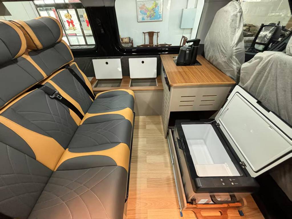 中国重汽轻型汽车即将首秀北京国际房车展,实力新车抢鲜品鉴 - 第3张 - 提加商用车网 中国重汽轻型汽车即将首秀北京国际房车展,实力新车抢鲜品鉴 - 第3张