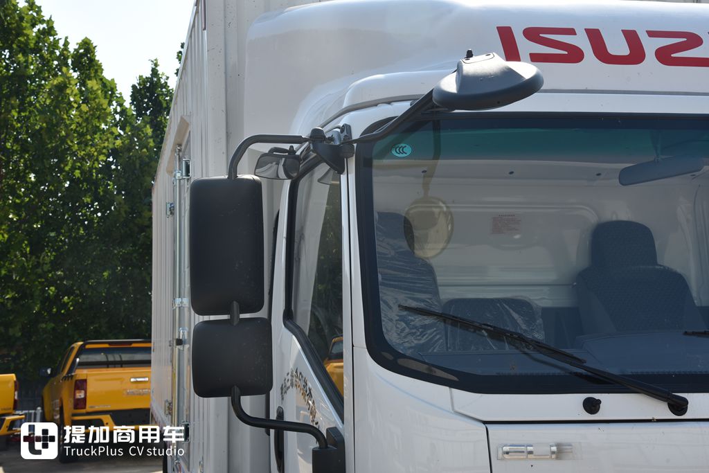 它是国内大轻卡的实力担当,最新款庆铃五十铃700P实拍评测 - 第4张 - 提加商用车网 它是国内大轻卡的实力担当,最新款庆铃五十铃700P实拍评测 - 第4张