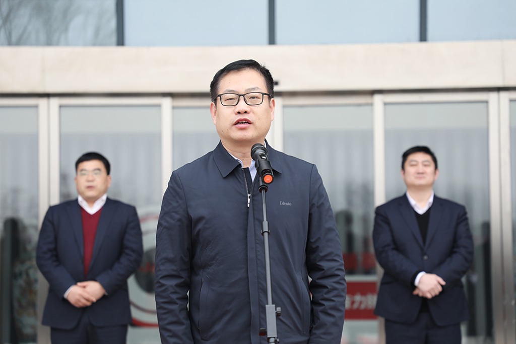 江淮商用车营销事业部举行2025年大区出征誓师大会,吹响新年“冲锋号”,全力赢战2025 - 第4张 - 提加商用车网 江淮商用车营销事业部举行2025年大区出征誓师大会,吹响新年“冲锋号”,全力赢战2025 - 第4张