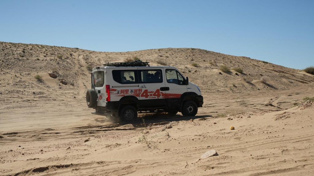 自由不设限!欧霸·雷霆、欧霸·山海越野四驱平台解锁越野新境界! - 第5张 - 提加商用车网 自由不设限!欧霸·雷霆、欧霸·山海越野四驱平台解锁越野新境界! - 第5张