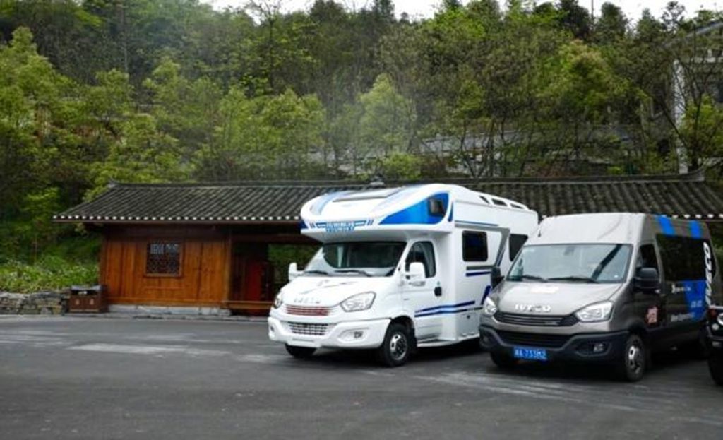 专业改装选依维柯欧胜,定制专属个性座驾 - 第5张 - 提加商用车网 专业改装选依维柯欧胜,定制专属个性座驾 - 第5张