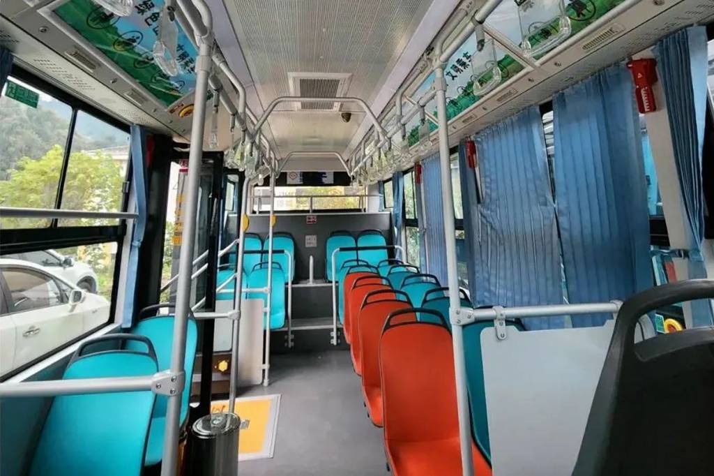 金龙新能源公交车在湖南吉首正式投入运营! - 第2张 - 提加商用车网 金龙新能源公交车在湖南吉首正式投入运营! - 第2张