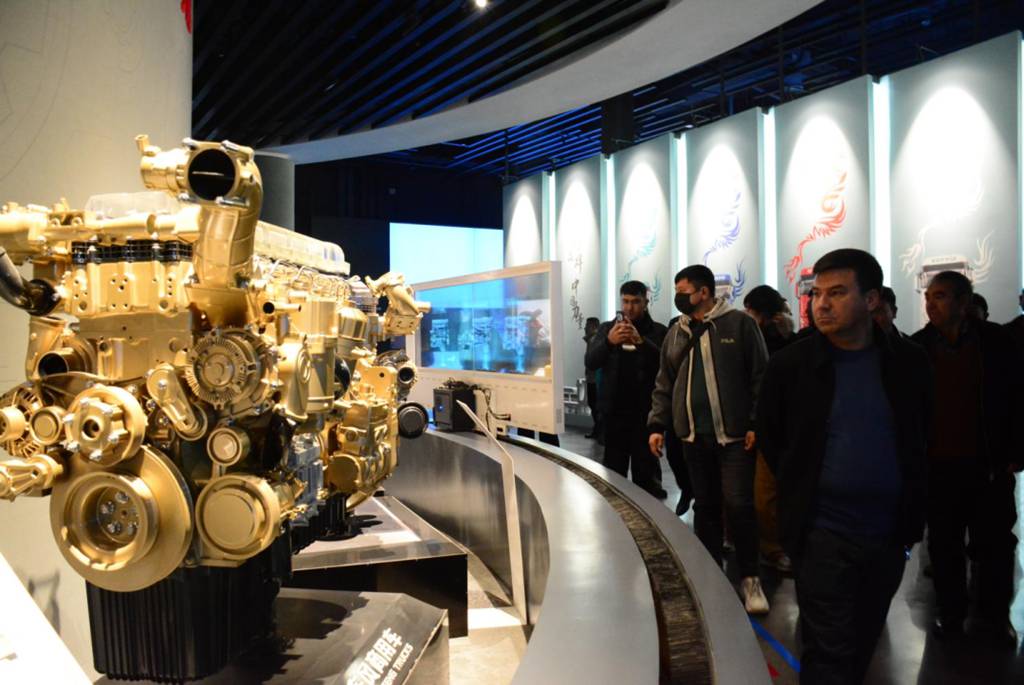 东风天龙GX高端重卡再交付,助力新疆和田棉纱专线智慧升级 - 第2张 - 提加商用车网 东风天龙GX高端重卡再交付,助力新疆和田棉纱专线智慧升级 - 第2张