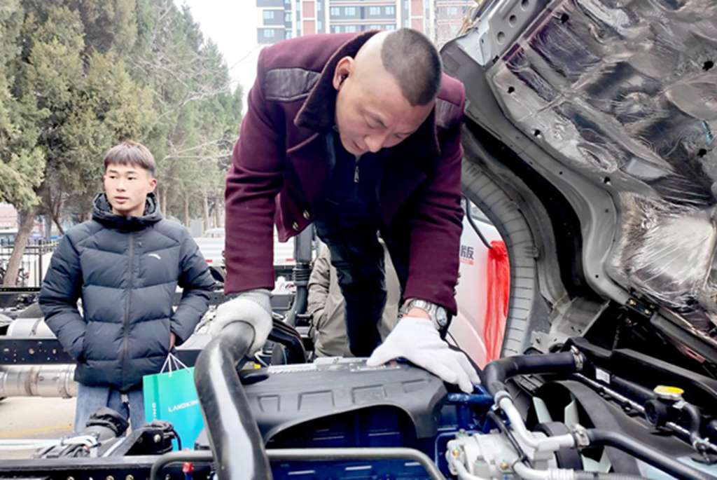 引领全国轻卡物流变革 潍柴蓝擎全新一代X7-190马力全国首发 - 第2张 - 提加商用车网 引领全国轻卡物流变革 潍柴蓝擎全新一代X7-190马力全国首发 - 第2张