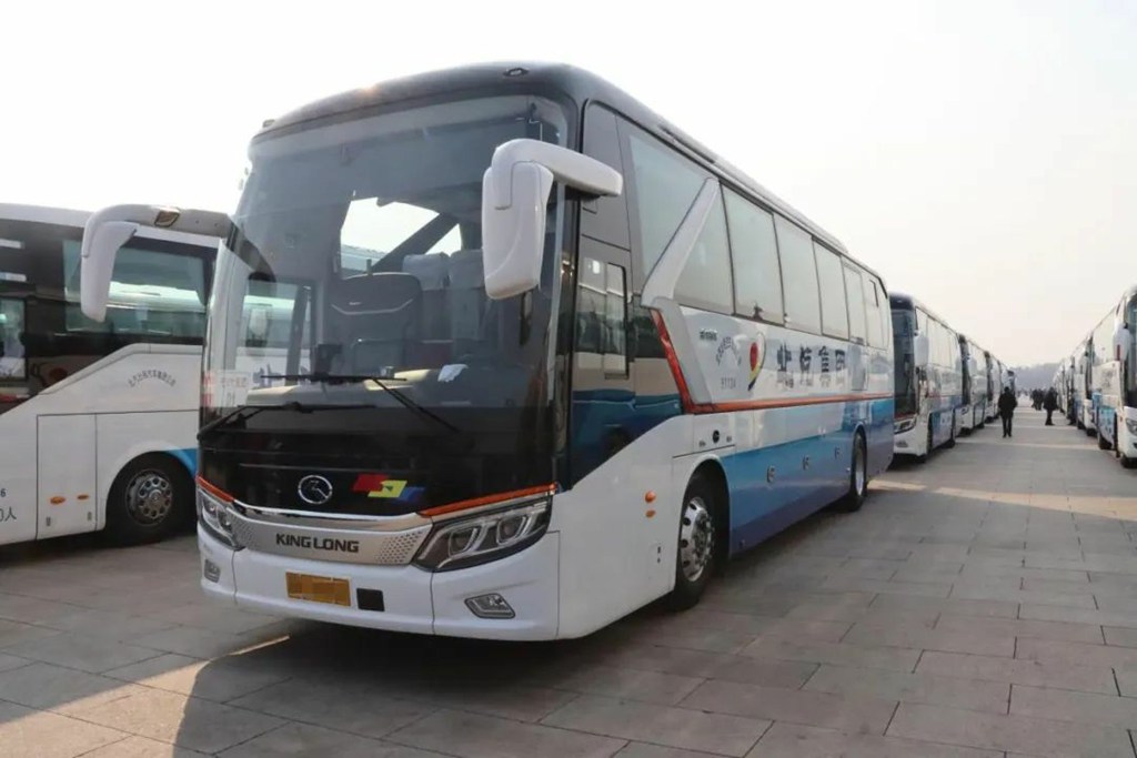 二十五载护航全国两会!“国车”金龙不负使命重托 - 第2张 - 提加商用车网 二十五载护航全国两会!“国车”金龙不负使命重托 - 第2张