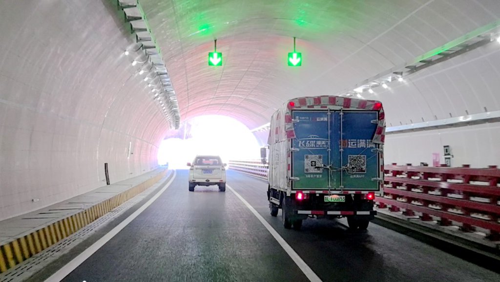 飞碟漫天飞一月行驶一万三千公里,挑战极寒、大漠、无人区 - 第17张 - 提加商用车网 飞碟漫天飞一月行驶一万三千公里,挑战极寒、大漠、无人区 - 第17张