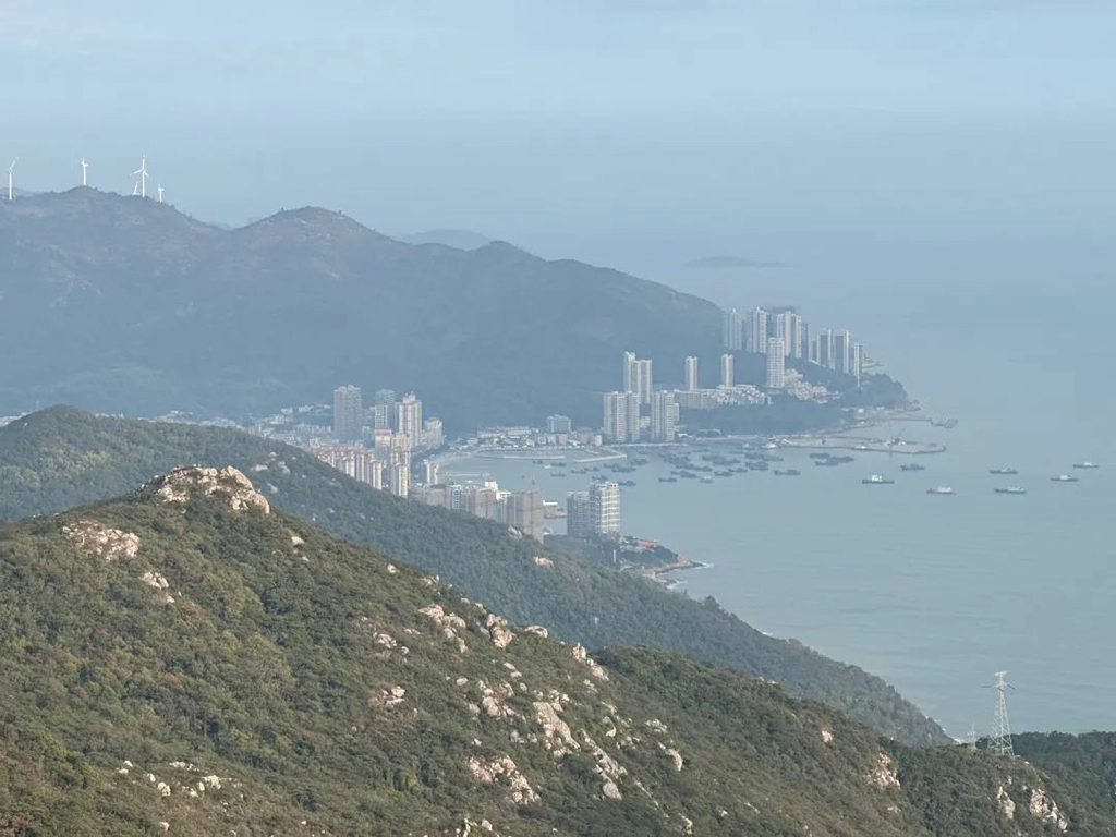 跨越千里,丝路对话:苏州金龙海格客车在潮汕南澳岛的奇妙邂逅 - 第1张 - 提加商用车网 跨越千里,丝路对话:苏州金龙海格客车在潮汕南澳岛的奇妙邂逅 - 第1张