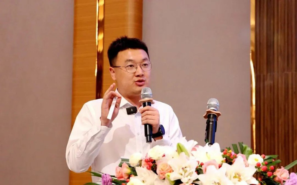 飞碟EW7天行版及MAX版在昆明上市发布,1200台订单引爆市场! - 第13张 - 提加商用车网 飞碟EW7天行版及MAX版在昆明上市发布,1200台订单引爆市场! - 第13张