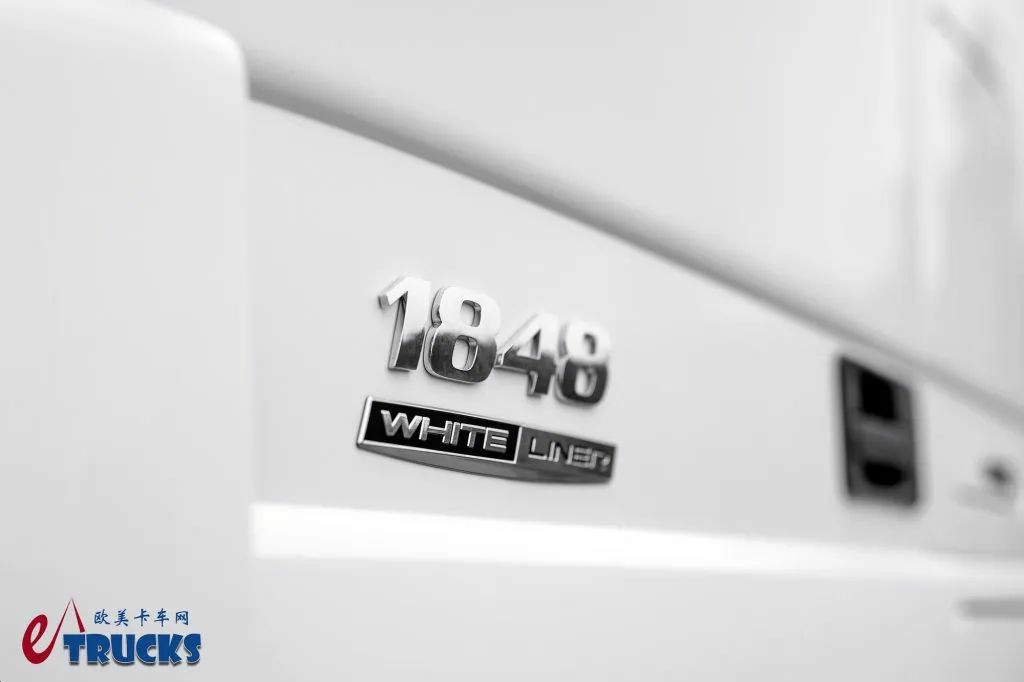 15年前的奔驰顶级旗舰!全球限量500台,奔驰Actros White Liner限量版卡车实拍 - 第16张 - 提加商用车网 15年前的奔驰顶级旗舰!全球限量500台,奔驰Actros White Liner限量版卡车实拍 - 第16张