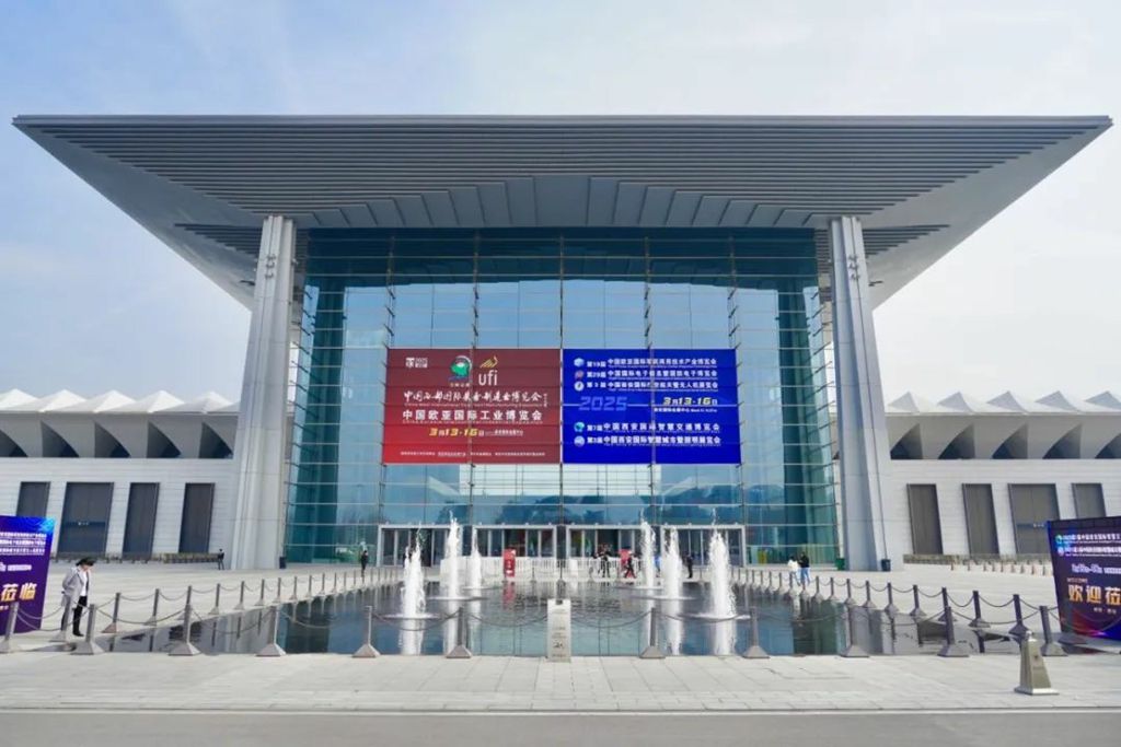 汉德车桥携创新电驱桥技术亮相第33届西部制博会,助力新能源商用车产业升级! - 第1张 - 提加商用车网 汉德车桥携创新电驱桥技术亮相第33届西部制博会,助力新能源商用车产业升级! - 第1张