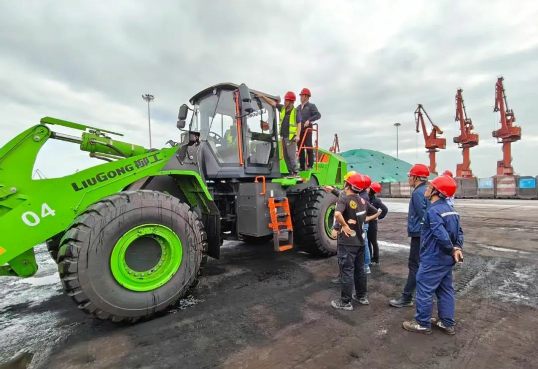 玉柴智能混动系统成港口运输“新引擎” - 第2张 - 提加商用车网 玉柴智能混动系统成港口运输“新引擎” - 第2张