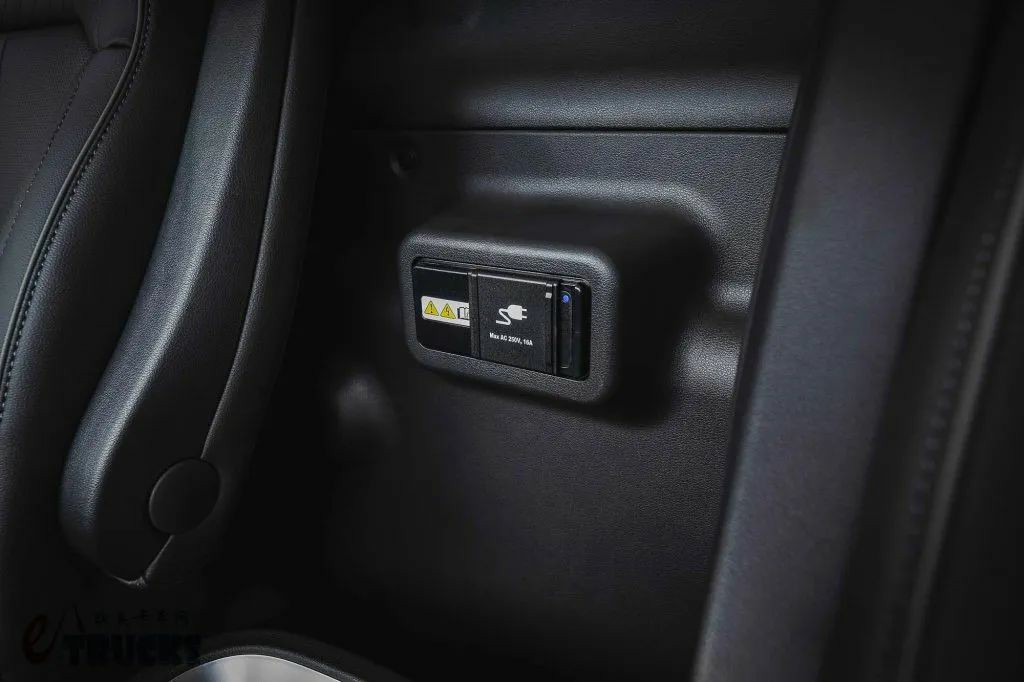 意大利+韩国混血，胖头鱼外观，依维柯eMoovy纯电动轻型商用车来袭，实力几何？ - 第19张