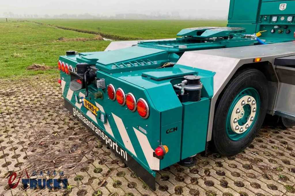 五轴10×4提升桥底盘,还能秒变牵引车,斯堪尼亚R540随车吊实拍 - 第20张 - 提加商用车网 五轴10×4提升桥底盘,还能秒变牵引车,斯堪尼亚R540随车吊实拍 - 第20张