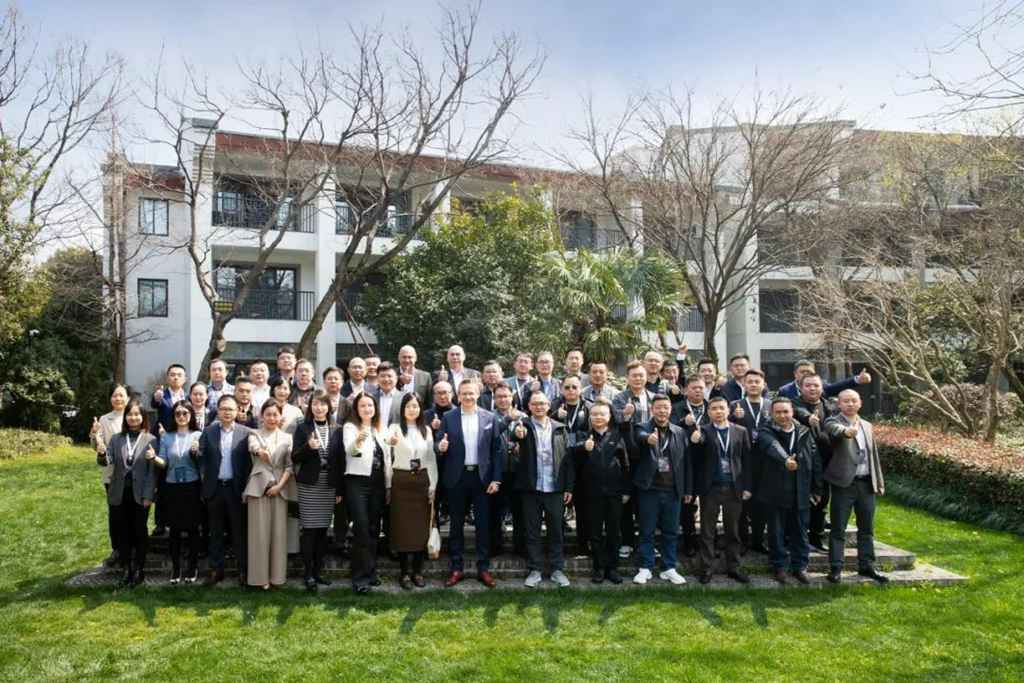 携狮同行,驭梦致远— 2025曼恩经销商大会 - 第3张 - 提加商用车网 携狮同行,驭梦致远— 2025曼恩经销商大会 - 第3张