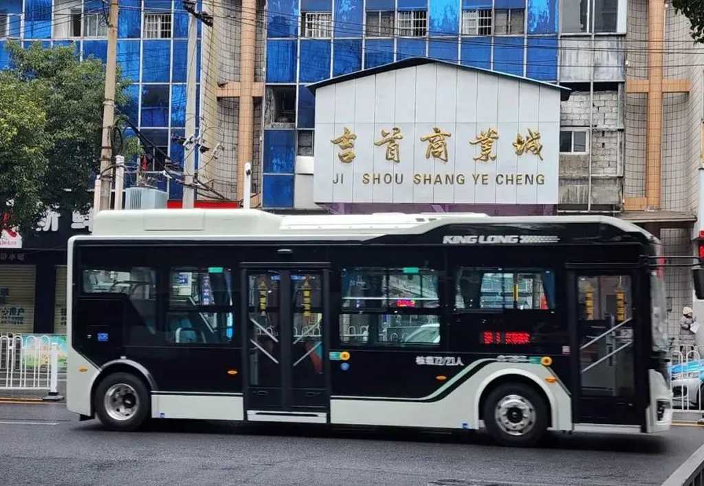 金龙新能源公交车在湖南吉首正式投入运营! - 第3张 - 提加商用车网 金龙新能源公交车在湖南吉首正式投入运营! - 第3张