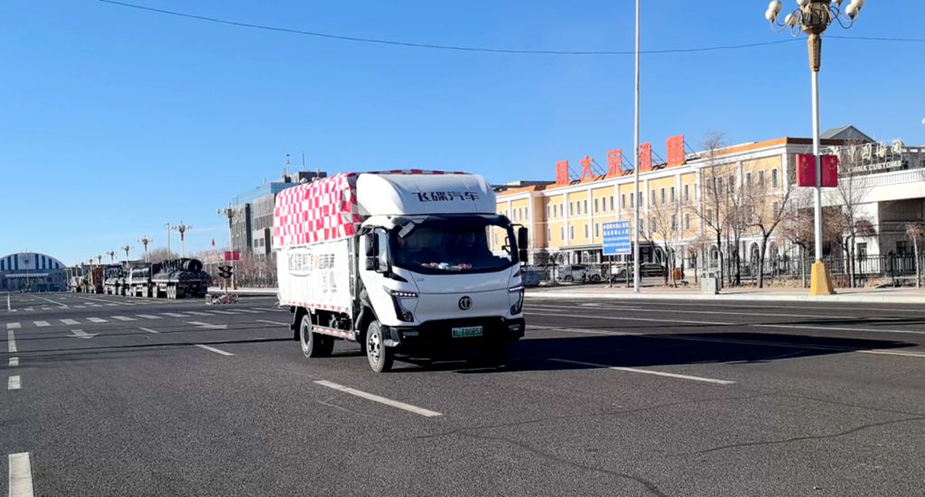 飞碟漫天飞一月行驶一万三千公里,挑战极寒、大漠、无人区 - 第6张 - 提加商用车网 飞碟漫天飞一月行驶一万三千公里,挑战极寒、大漠、无人区 - 第6张