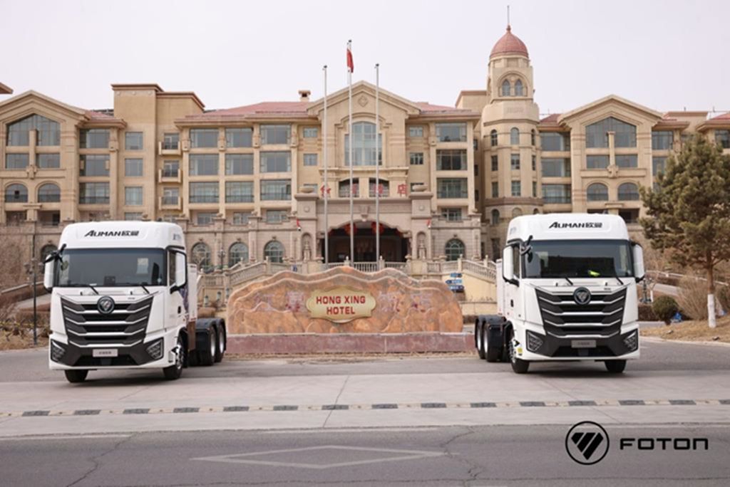 交车100台 签约300台！欧曼银河重卡发布闪耀丝路 新租赁模式推出多方共赢 - 第3张