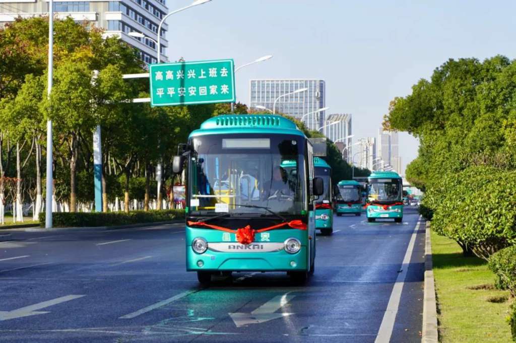 “瘦身”“强体”两手抓，安凯客车破解出行畅途密码！ - 第3张