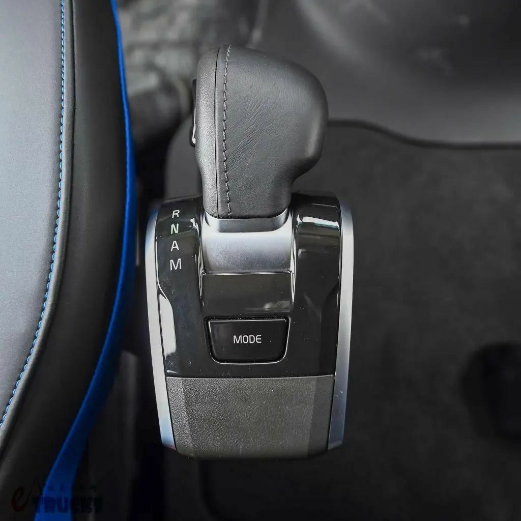 低风阻车身+零排放电驱动,最大马力666匹?沃尔沃FH Aero Electric纯电动拉臂钩自卸车实拍 - 第21张 - 提加商用车网 低风阻车身+零排放电驱动,最大马力666匹?沃尔沃FH Aero Electric纯电动拉臂钩自卸车实拍 - 第21张