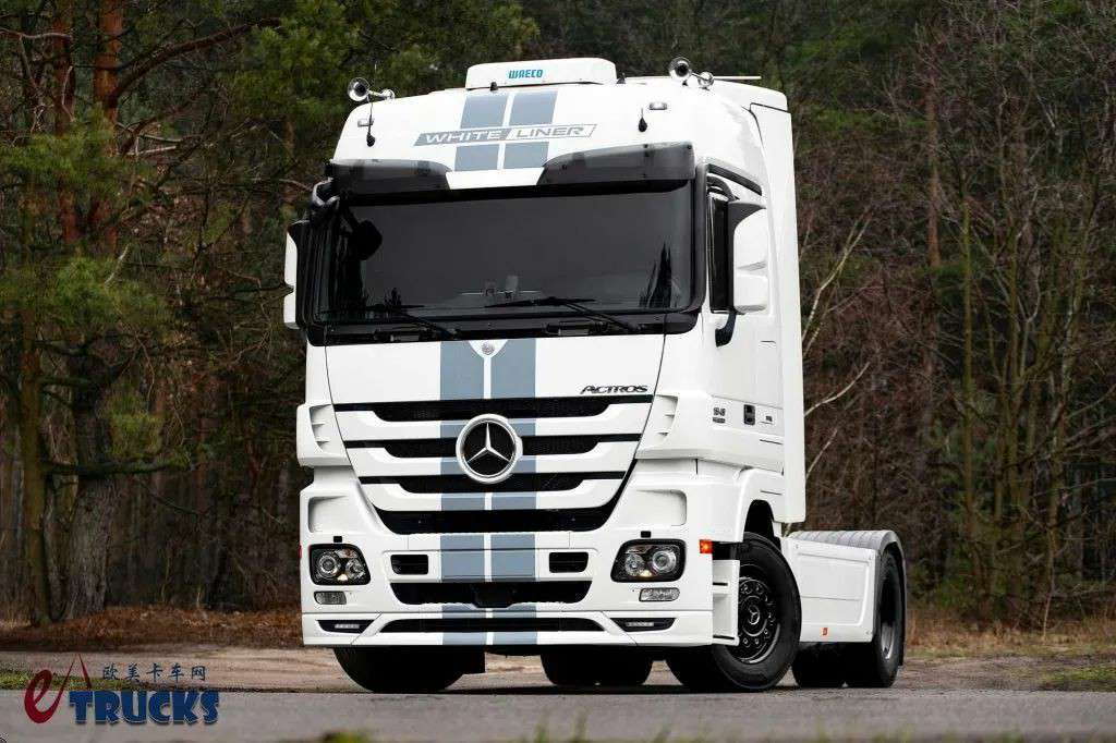 15年前的奔驰顶级旗舰!全球限量500台,奔驰Actros White Liner限量版卡车实拍 - 第22张 - 提加商用车网 15年前的奔驰顶级旗舰!全球限量500台,奔驰Actros White Liner限量版卡车实拍 - 第22张