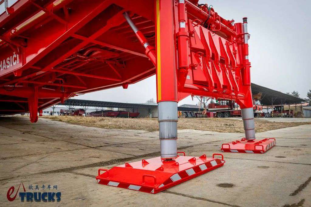 风冷V8柴油机+强悍越野性能,灾难开路急先锋!太脱拉Force 8×8架桥车了解一下 - 第23张 - 提加商用车网 风冷V8柴油机+强悍越野性能,灾难开路急先锋!太脱拉Force 8×8架桥车了解一下 - 第23张